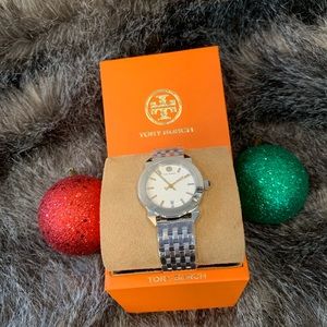 Tory Burch watch NWT 35 mm